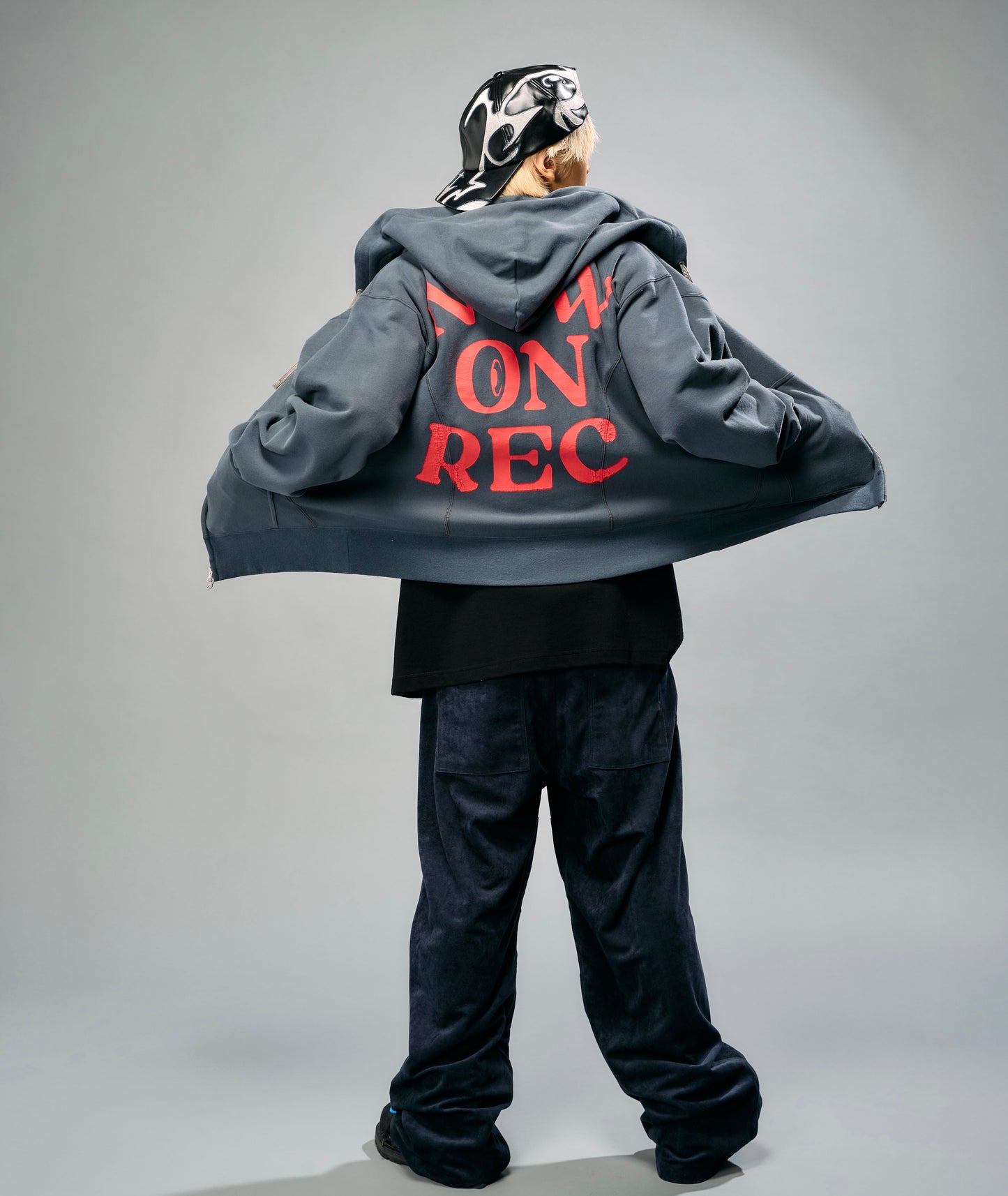 NOW ON REC HOODIE / Charcoal Red